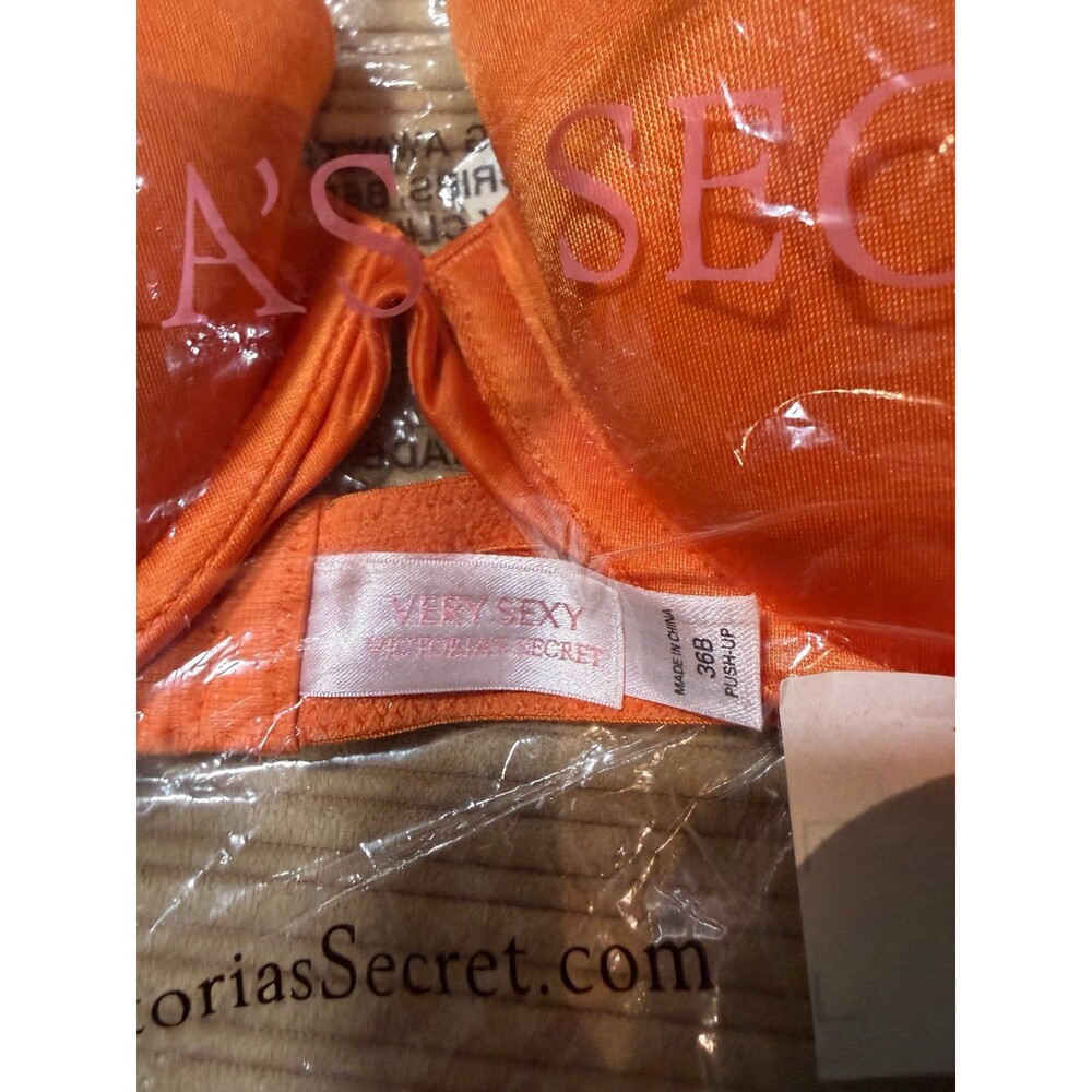 Victoria’s Secret Bra Lot 36B Body by Victoria IPEX Demi Floral Orange Red
